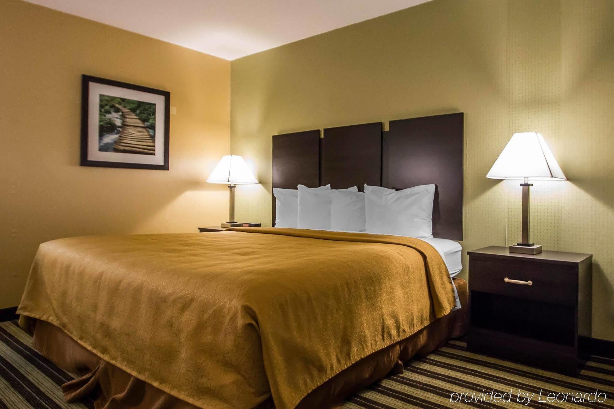 Quality Inn East Haven - New Haven מראה חיצוני תמונה